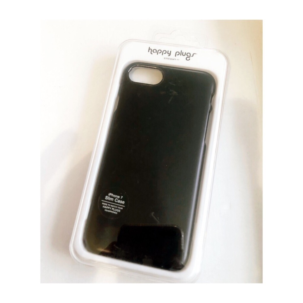 iPhone 7 happy plugs black slim phone case